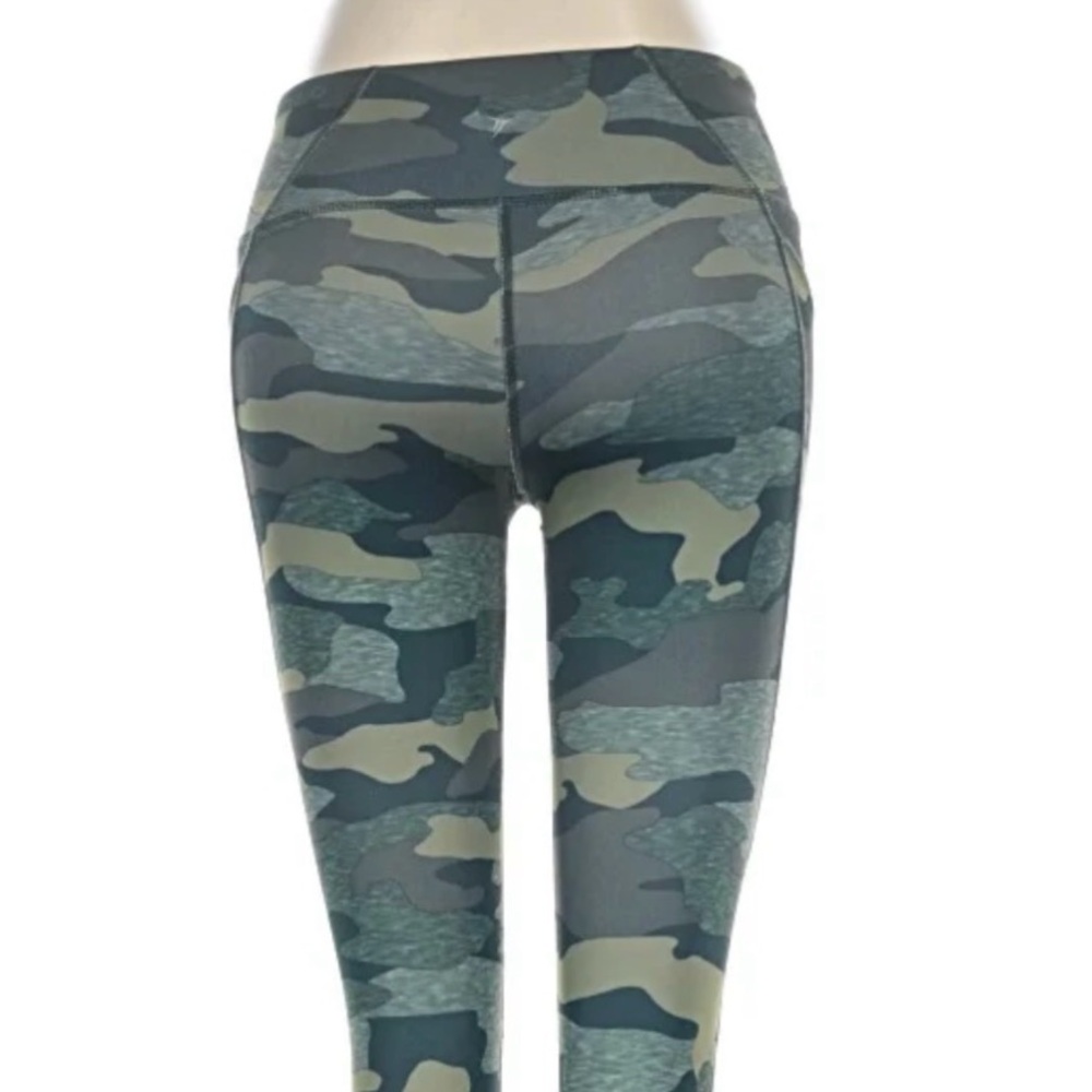 OLD NAVY
ACTIVE
ELEVATE LEGGING